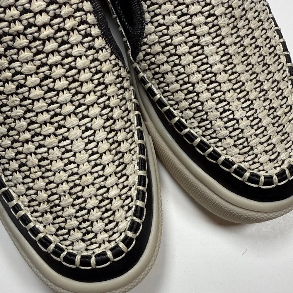 DOLCE VITA Saydi Slip-on Platform Sneaker In Ivory and Black Woven S-503 Sz 8.5